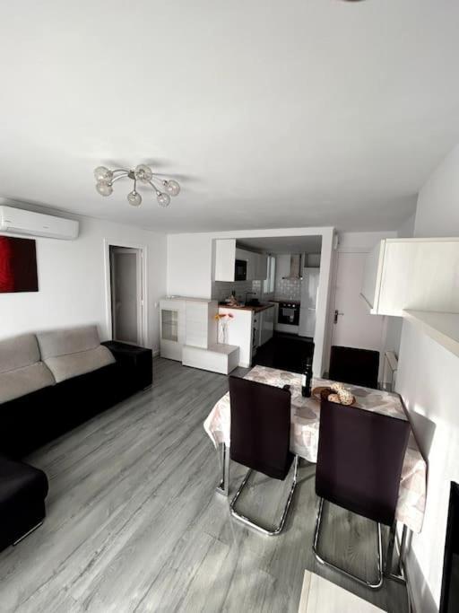 Precioso Apartamento En La Playa Barcelona Cabrera de Mar Kültér fotó